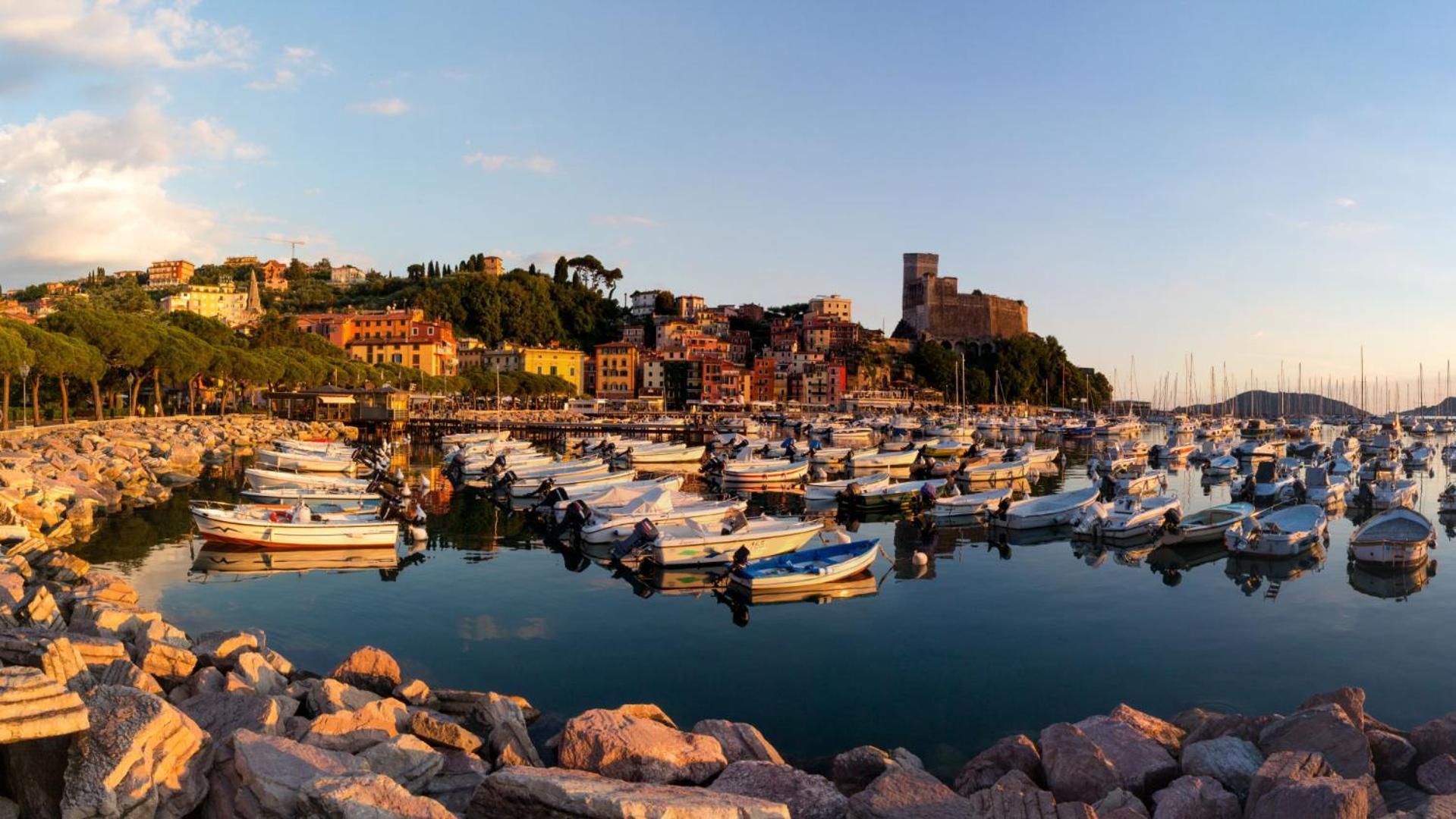 Libeccio 1 - Holiday Home & Parking Lerici Luaran gambar